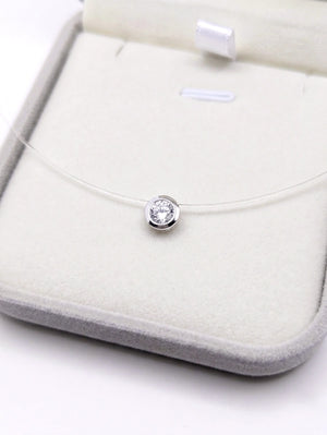 Сребърно колие тип Чокър с корда, сребърен елемент и висококачествен кристал.