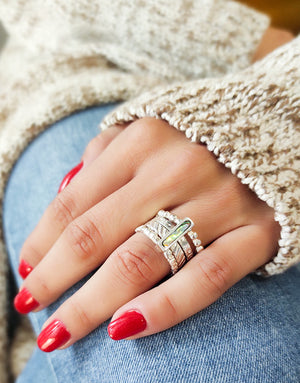 Сребърен пръстен проба 925 с подвижни части - 4 халки. Декориран с естествен Абалон (Кралски Седеф)