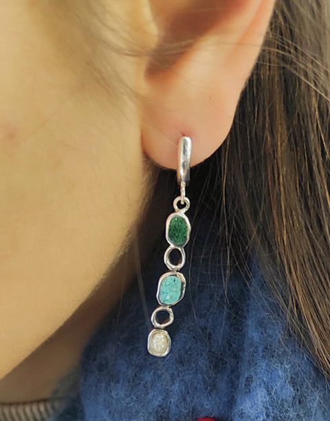 Сребърен комплект бижута проба 925 включващ обеци - бижуто е подходящо за жени