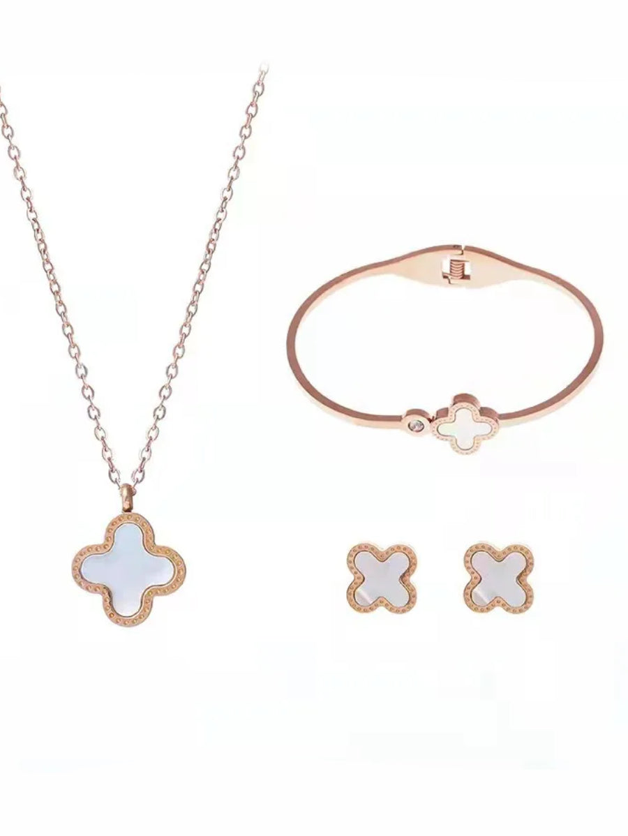 Комплект бижута от медицинска стомана - обеци, гривна и колие