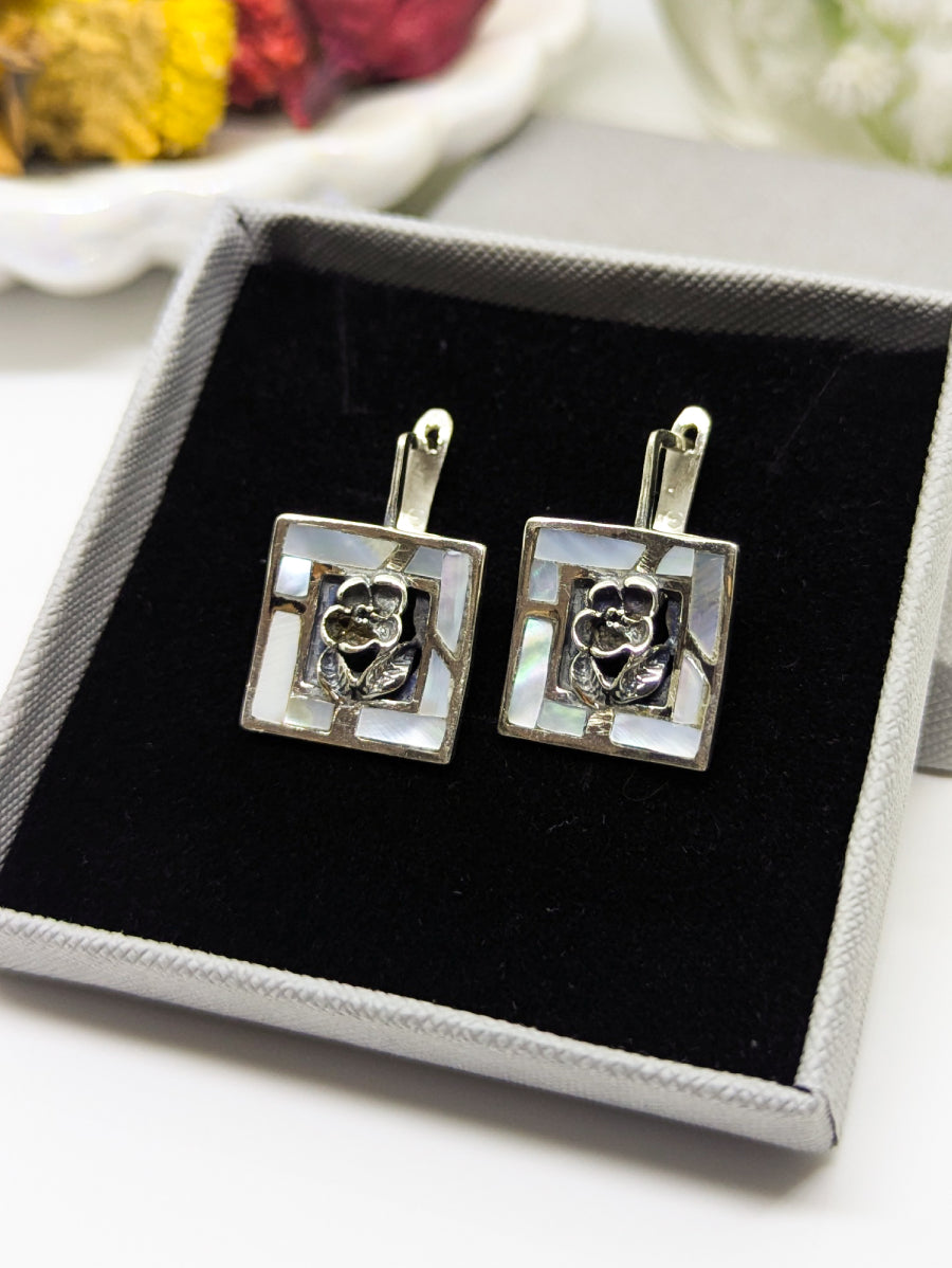 Сребърни обеци със Седеф 17 x 17 мм, английско закопчаване