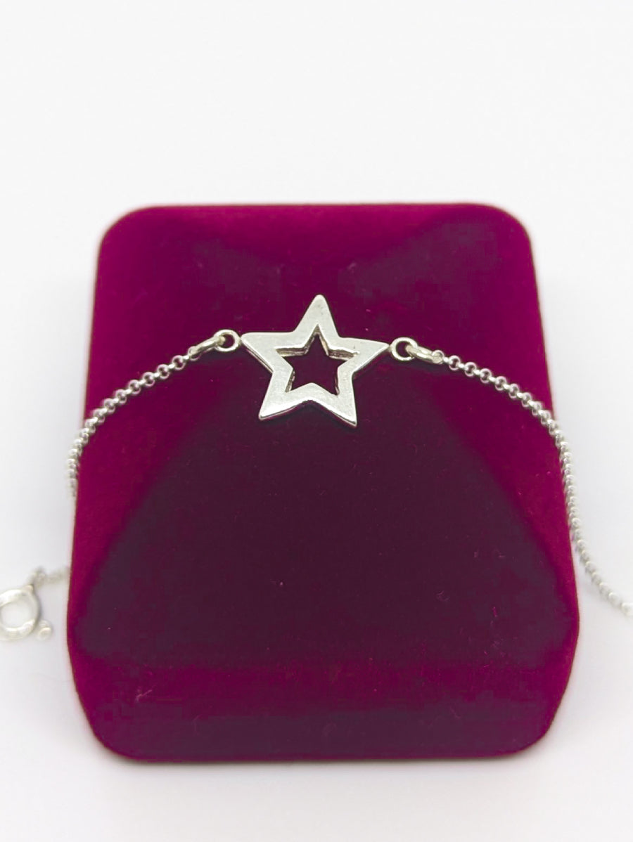 Сребърна гривна Звездичка