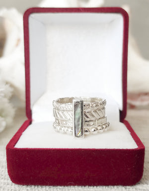 Сребърен пръстен проба 925 с подвижни части - 4 халки. Декориран с естествен Абалон (Кралски Седеф)