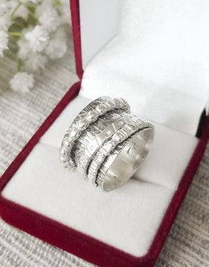 Сребърен пръстен проба 925 - бижуто е подходящо за жени