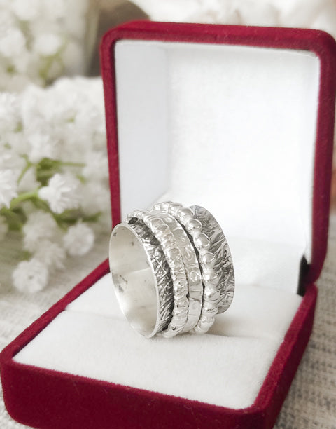 Сребърен пръстен проба 925 - бижуто е подходящо за жени