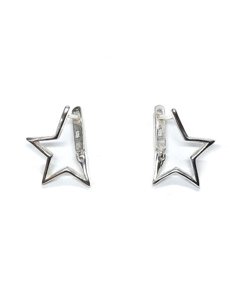 Обеци във формата на звезди. Дамски обеци от сребро с проба 925. Подходящи и за нежните детски уши.