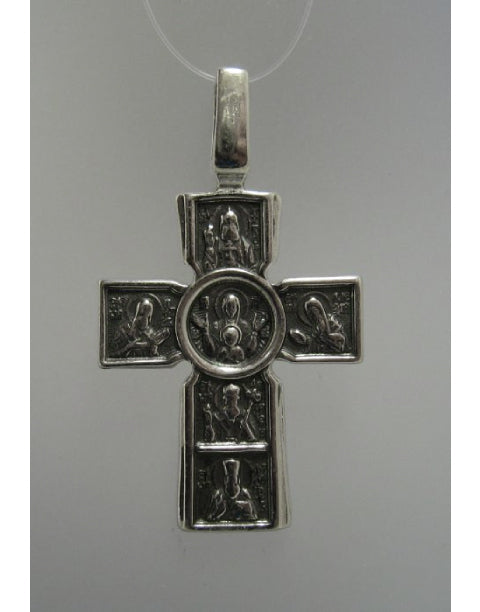 Сребърен православен кръст 925 с релефни икони на Светии и Богородица с Младенеца в центъра – обратна страна на двулицев медальон.
