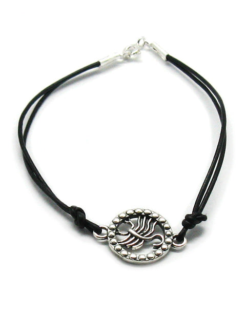 Гривна със зодия, сребро и кожена каишка - зодия Скорпион