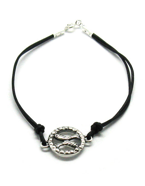 Гривна със зодия, сребро и кожена каишка - зодия Риби