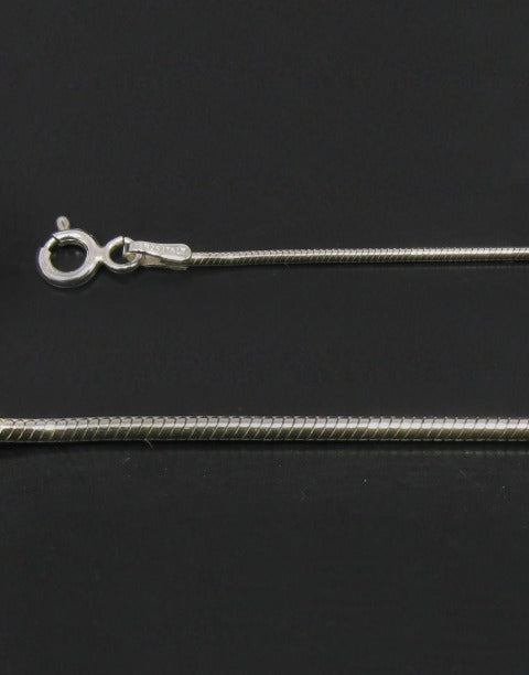 Сребърен синджир змийска плетка, верижка с дължина 45см и дебелина 1.05мм